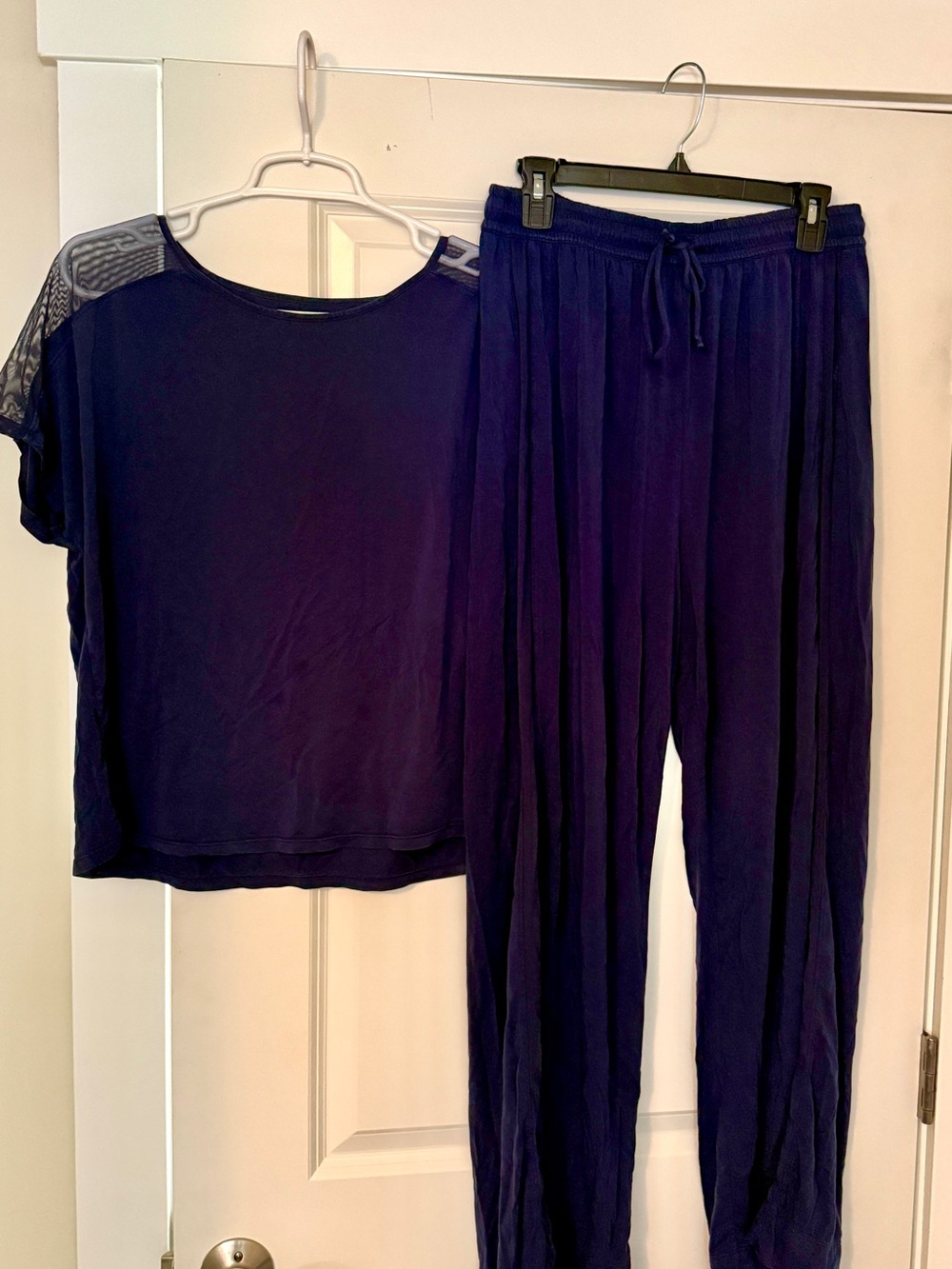 Honeylove Navy Short-Sleeve Sleep Top and Lounge Pants Set